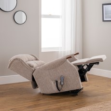 Celebrity Westbury Grande Riser Recliner
