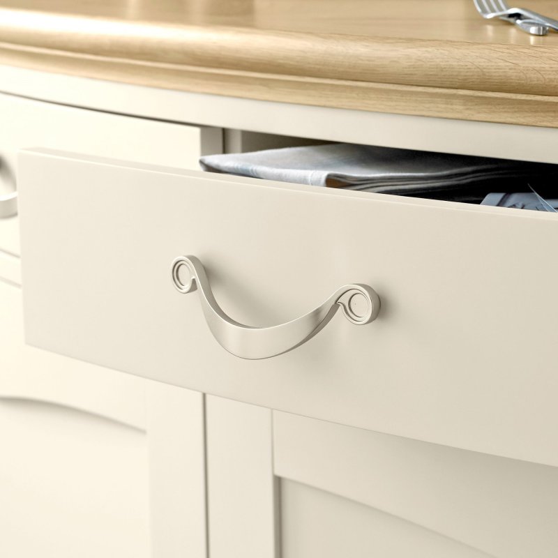 Ashley Pale Oak & Antique White Satin Handle Ashley Pale Oak & Antique White Satin Handle