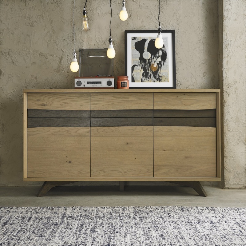 Nordic Aged Oak Wide Sideboard - Grade A2 - Ref #0397 Nordic Aged Oak Wide Sideboard - Grade A2 - Ref #0397