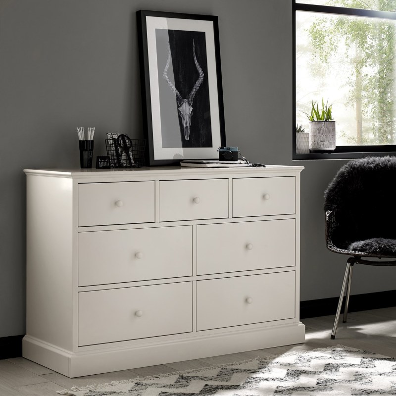 Rivendell White 3+4 Drawer Chest Rivendell White 3+4 Drawer Chest